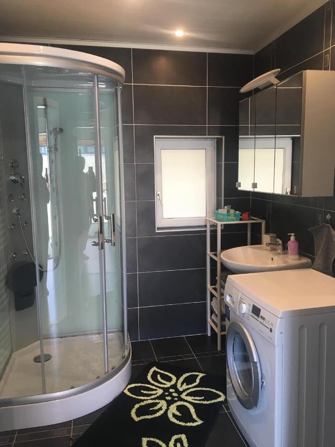 Moderne Wohnung Mit 74 M² Wohnflaeche Frauenhofen Exterior foto